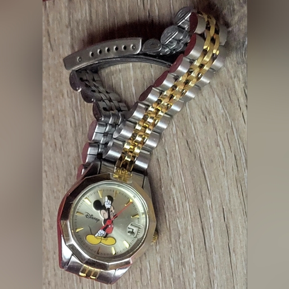 SII Mickey Mouse Disney Watch